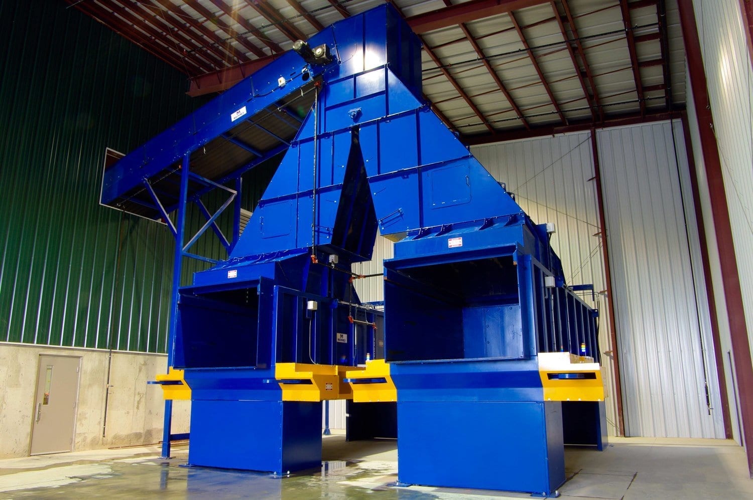 Waste and recycling compactors