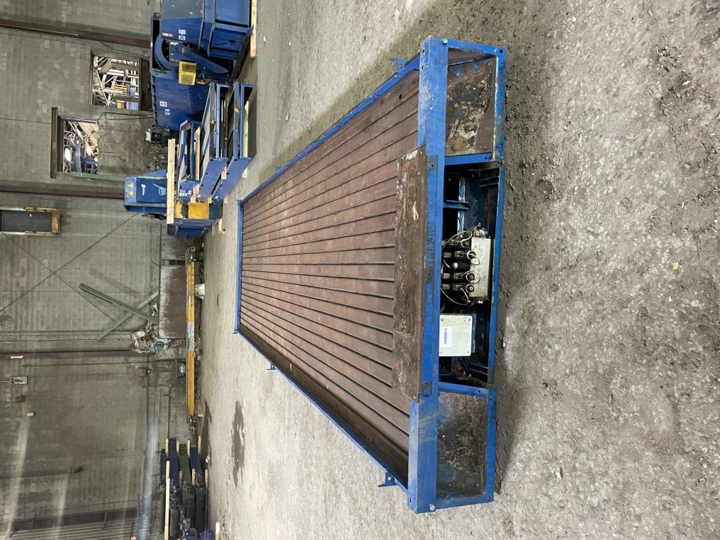 MACH Motion Floor 7′-0” W x 24′-6.0” L (MMF-9)